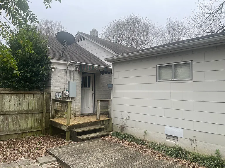 2766 Union Ave — Photo 22