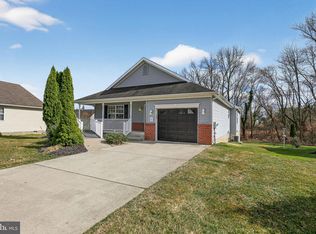 33 Bear Creek Dr, Mantua, NJ 08051