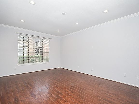 5th image of 2255 Braeswood Park Drive #187