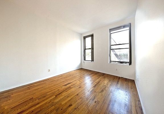 2nd image of 167 Avenue B #2FW