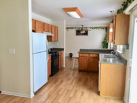 2nd image of 2106 Aspen Dr
