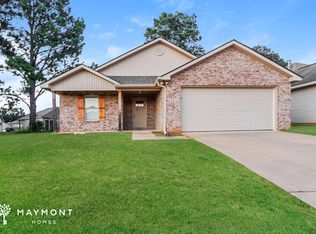 16430 Pottery Ln, Moundville, AL 35474