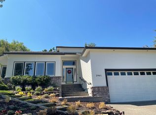 2961 Amblegreen Dr, Medford, OR