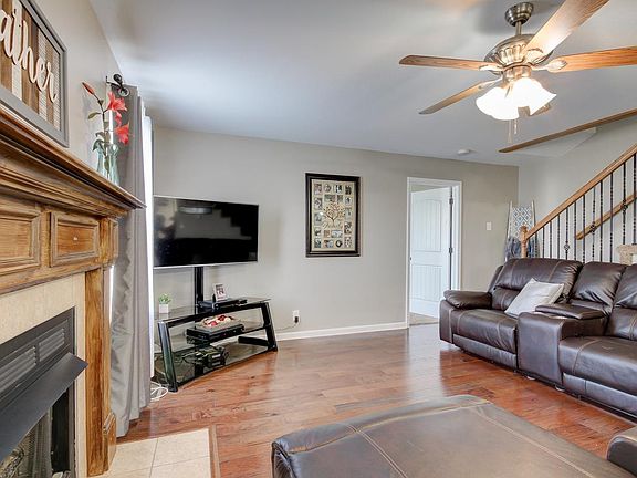 3rd image of 3766 Suiter Rd