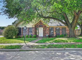 819 Tifton Ct, Lancaster, TX 75146