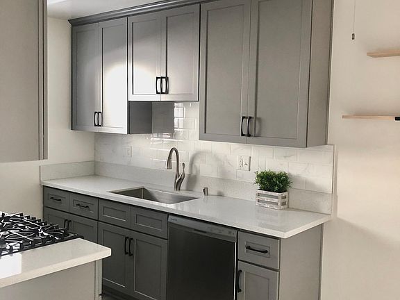 3rd image of 1948 S Harvard Blvd #6C
