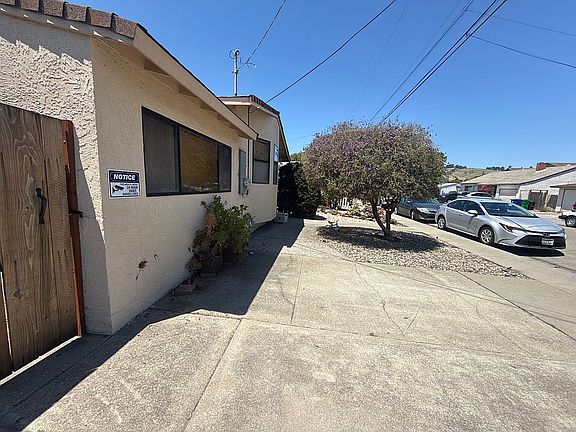 2nd image of 868 Videll St