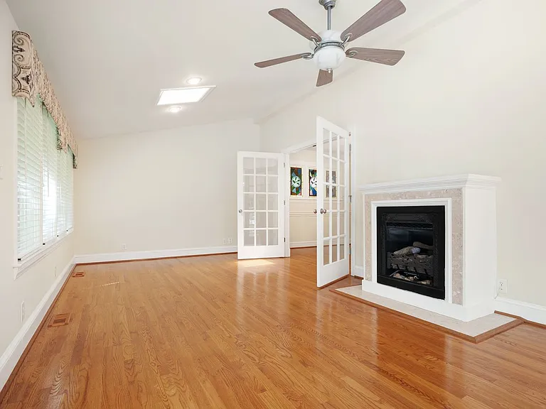 5419 Valinda Dr — Photo 5