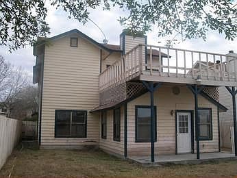 3rd image of 7055 Beech Trail Dr