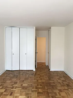 Rented by City & Suburban | media 21