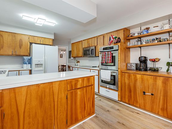 4th image of 1506 Timber Dr