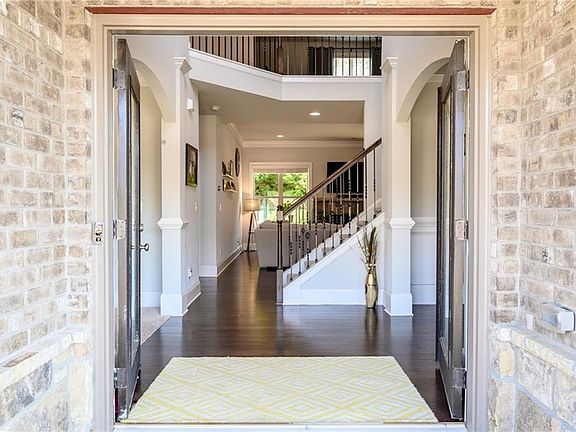4th image of 1401 Azalea Brook Dr