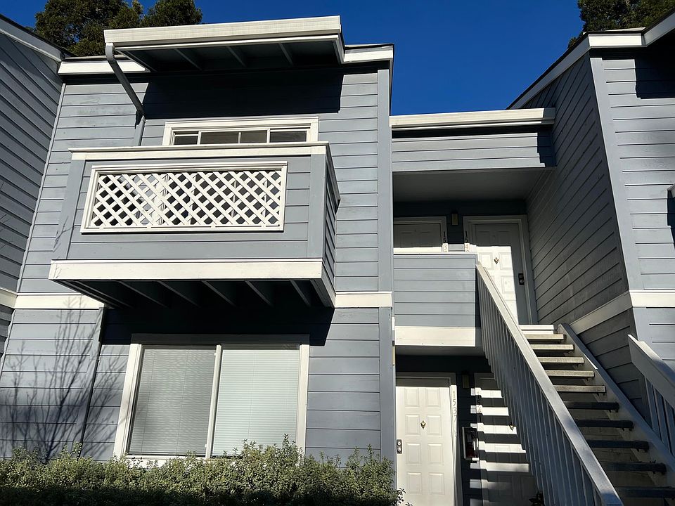 Second floor unit