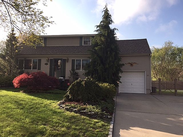 1st image of 155 Abbington Ct