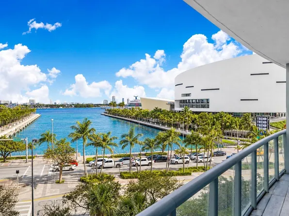 888 Biscayne Blvd APT 411, Miami, FL 33132