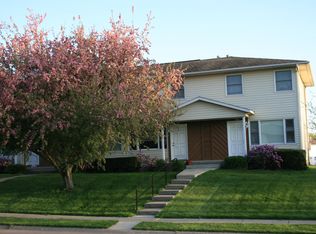 3021 W 35th St, Davenport, IA 52806