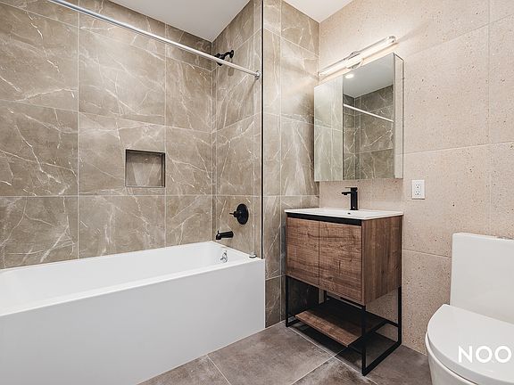 5th image of 1499 Bedford Ave #5R
