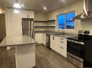 237 Cribbon Ave, Cheyenne, WY 82007