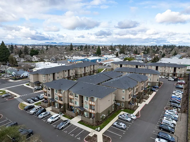 Willow Tree Place — Photo 11