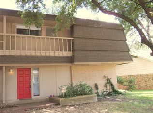 7616 Village Trail Dr, Dallas, TX 75254