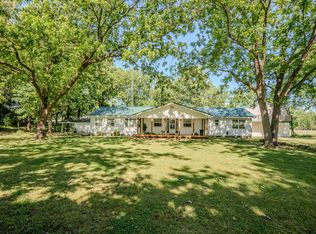 5780 Berry Rd, Cypress Inn, TN 38452