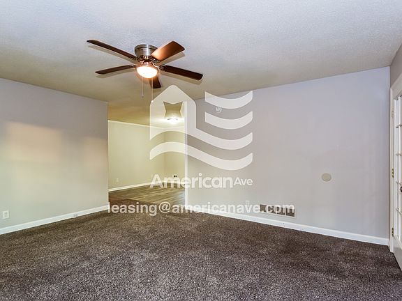801796_004_living_room_14168856.jpg