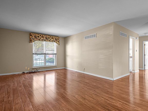 2nd image of 10364 Forest Brook Ln APT E