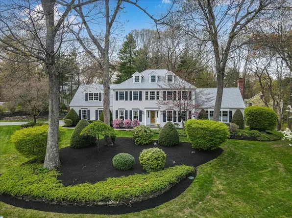 21 Bridle Path, Walpole, MA 02081