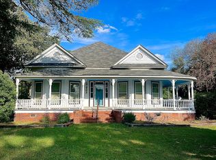 203 N Hampton St, Pinewood, SC 29125