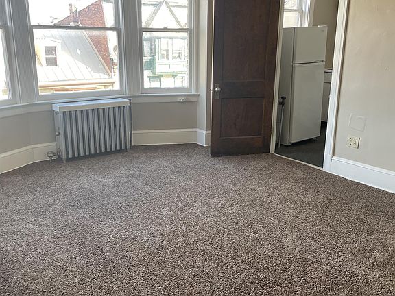 4th image of 618-620 N 3rd St