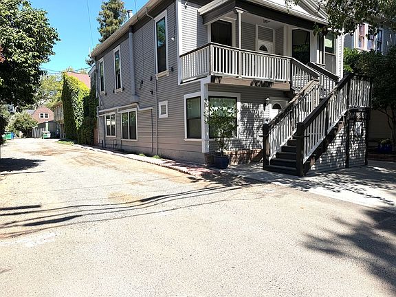 3rd image of 1614 18th St APT B