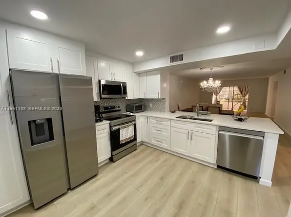 3305 Aruba Way APT B1, Pompano Beach, FL 33066