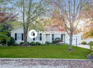 5701 Chinaberry Pl, Greensboro, NC 27405