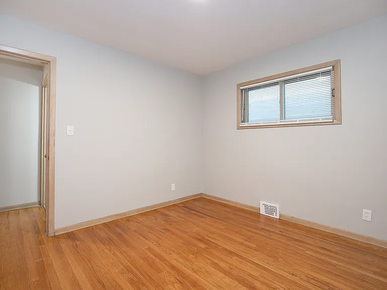 4365 Adrian Rd — Photo 19