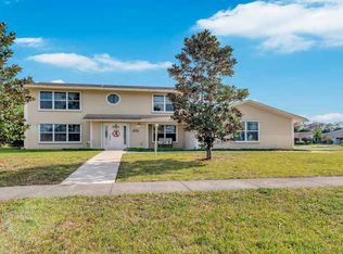 100 Madrid St, Royal Palm Beach, FL 33411