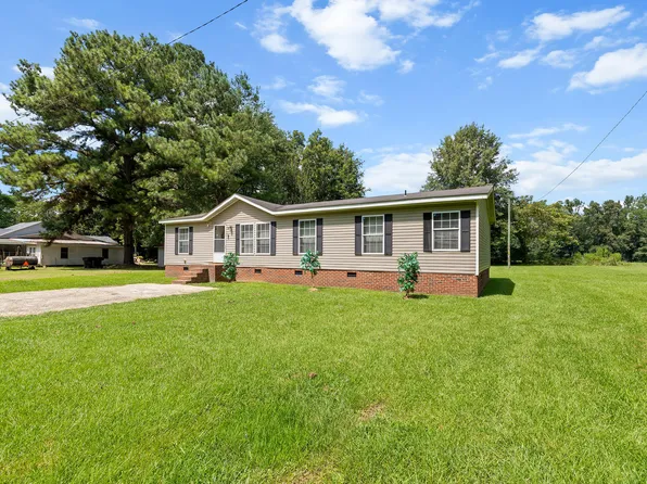 2 Riverview Rd, Erwin, NC 28339