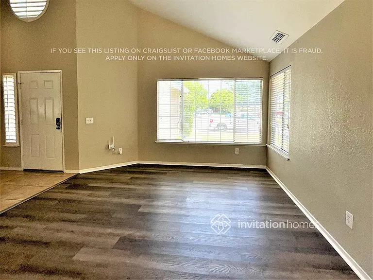 8048 Bucks Harbor Way — Photo 4