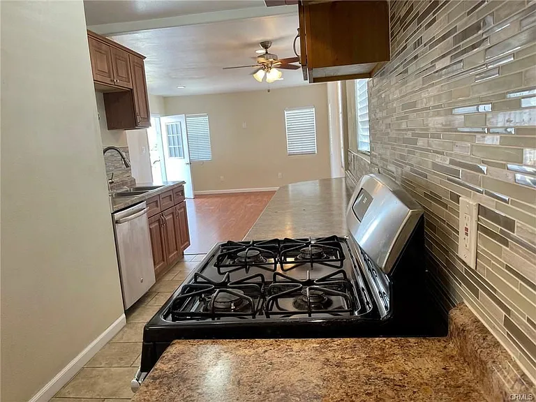 15142 Georgia Ave #MAIN — Photo 24