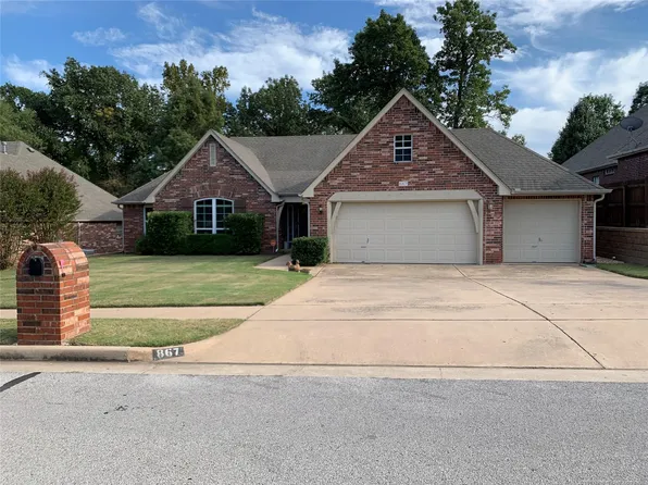 867 N Ivy Ln E, Sand Springs, OK 74063