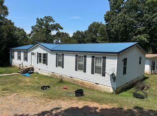 1943 Coopers Rd, Pineville, MO 64856