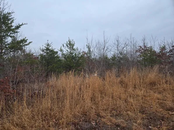 612 Leigh Mountain Rd #6, Green Bay, VA 23942