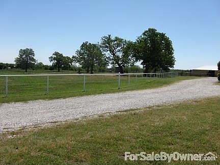 partial kitchen view