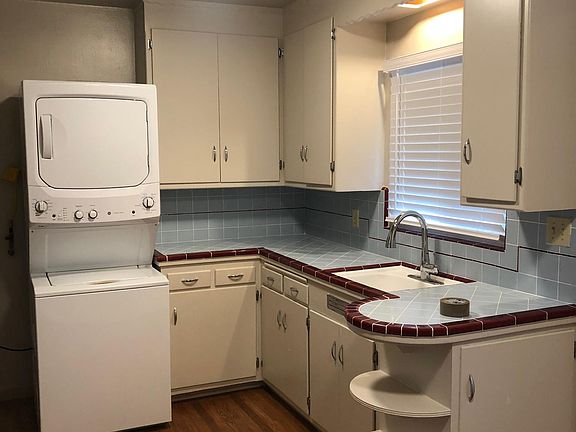 3rd image of 6152 Overdale Ave