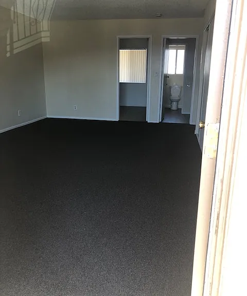 Del Rosa Palms Apartments — Photo 16