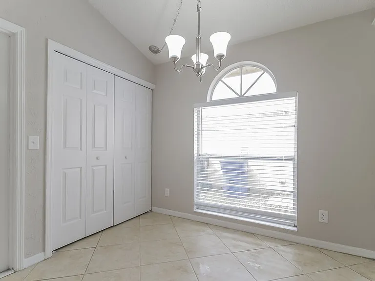 1023 Kelly Creek Cir — Photo 9