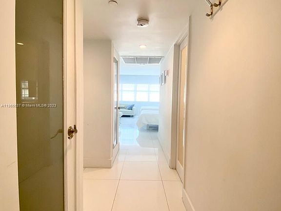 2nd image of 100 Lincoln Rd #906