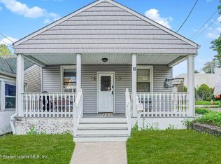 12 Laurel Ave, Staten Island, NY 10304