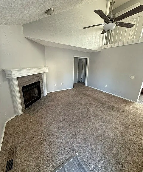 7314 NW 94th St — Photo 3