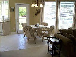 4th image of 3507 Pembrooke Dr
