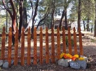 20757 Waterman Rd, Lakehead, CA 96051